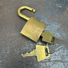Vintage AMERICAN LOCK Co. Pad Lock Padlock US Series w/ 2 Keys TESTED WORKING