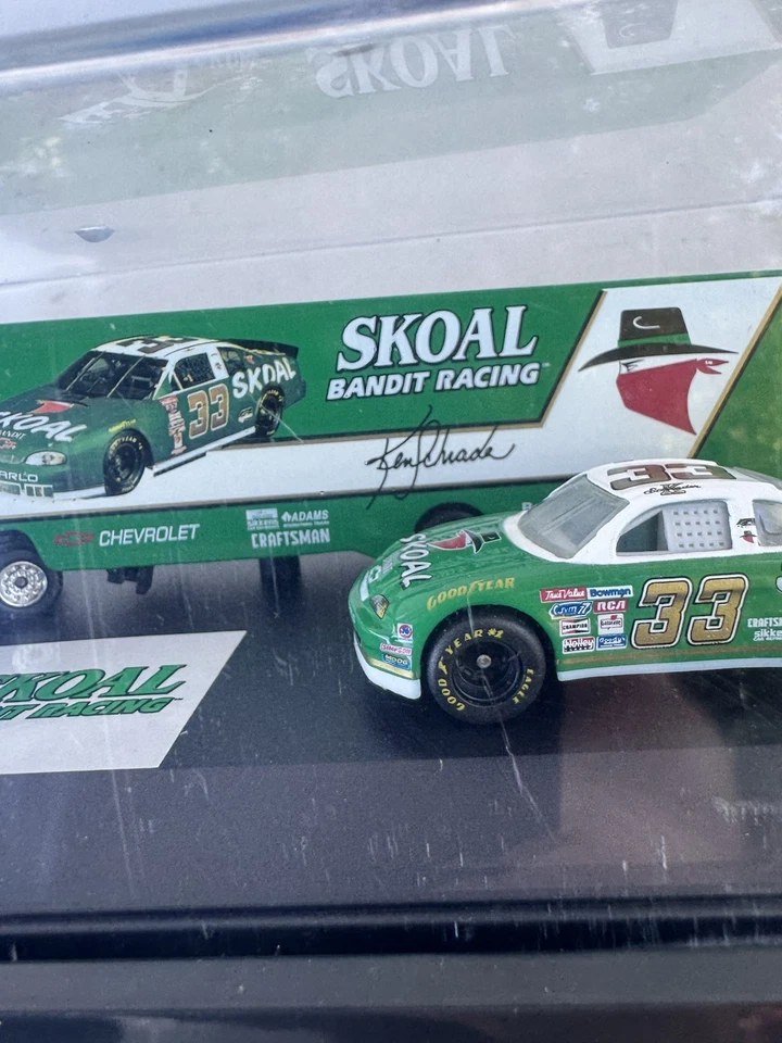 MATCHBOX SKOAL BANDIT KEN SCHRADER SEMI TRUCK & CAR 1/64 BOXED LIMITED - Image 2 of 4