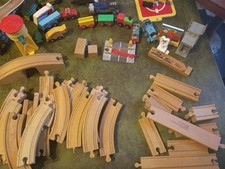 Wooden Toy Trains, Tracks, Thomas, Brio , KidKraft, Mattel, Maxim, 60 Pcs.
