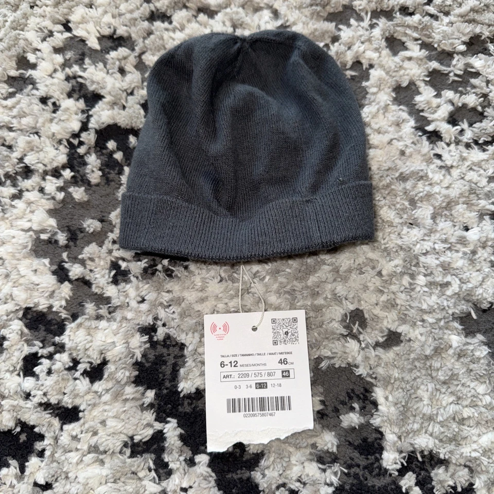 NUEVO NUEVO CON ETIQUETAS Bebé Niño Niña ZARA Gris Oscuro Nudo Fino Gorro Talla 6-12 M Foto 2 de 3