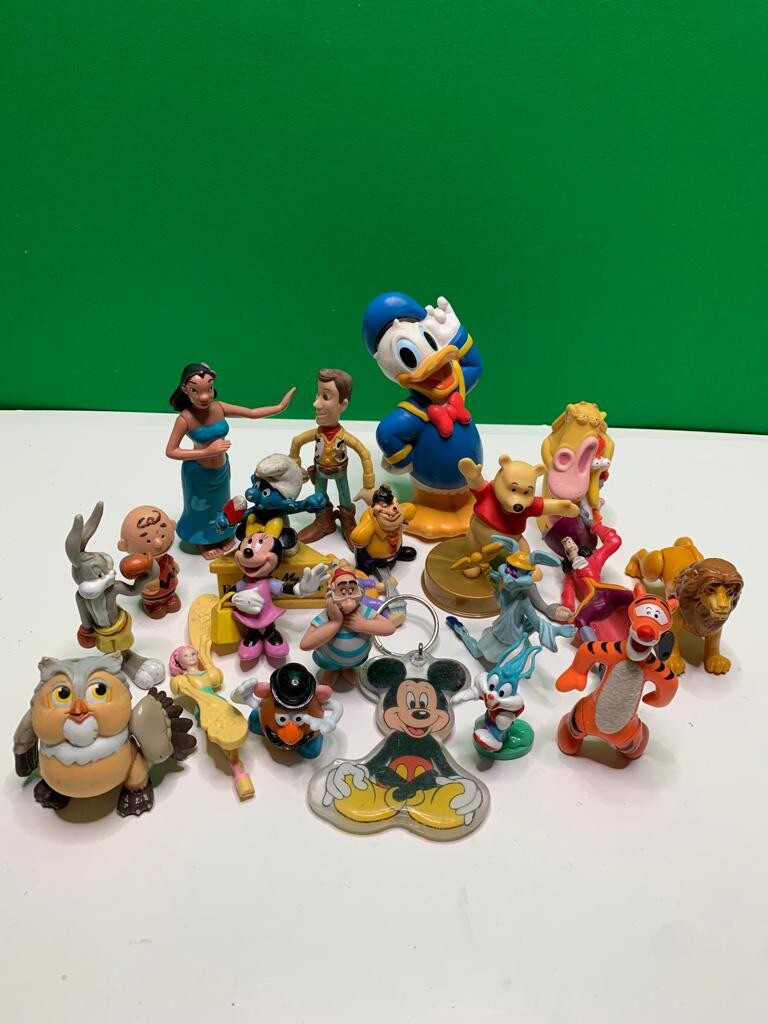 Huge Lot Of mixed Vintage & Modern Disney Figures And Toys