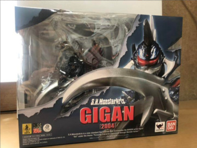 Bandai S.H.MonsterArts GIGAN 2004 Released in 2014 Japan New, unopened package