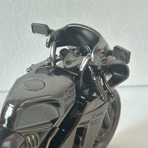 HONDA NSR250R MC18 Die Cast Model 1:12 Red Baron Mini Replica Bike Series Vol.40 - Picture 6 of 15