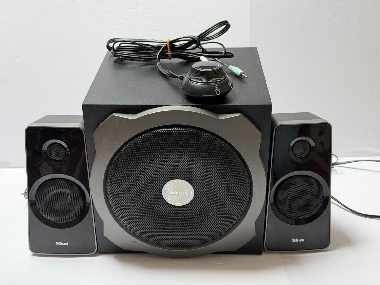 Trust Tytan 2.1 PC Speakers & Subwoofer, 120W (60W RMS), PC Computer 3.5mm