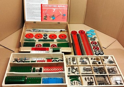 ''Meccano'' Bral 7 - 70er Jahre - 793 Stück von 105 Typen - geprüft, 100% komplett