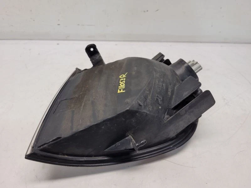 2001-03 Toyota Sienna Passageiro Direita Sinal de Virada - Montado no Para-lama - Imagem 4 de 4