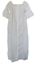 Vintage 1970s White Lace Panel Peignor Robe Small-Medium