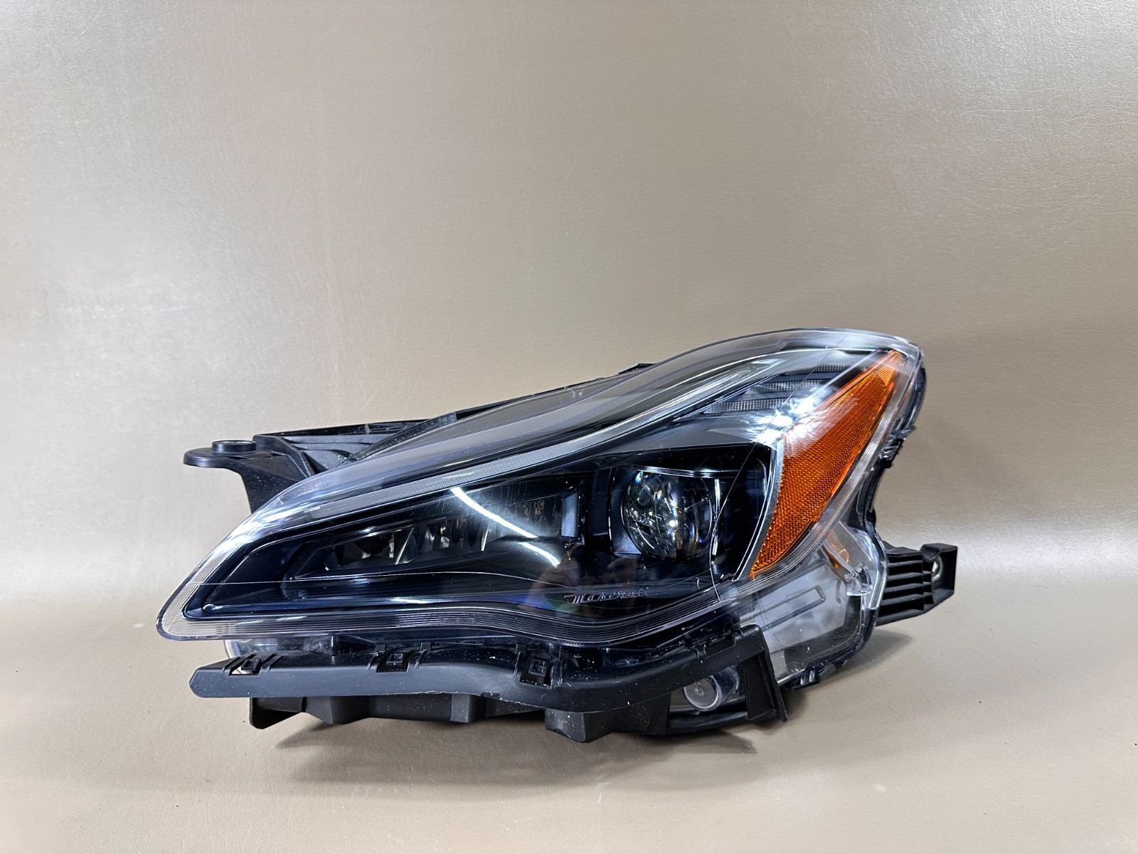 2018-2024 Maserati Quattroporte M156 Left LED Black Headlight OEM 18 19 20 21