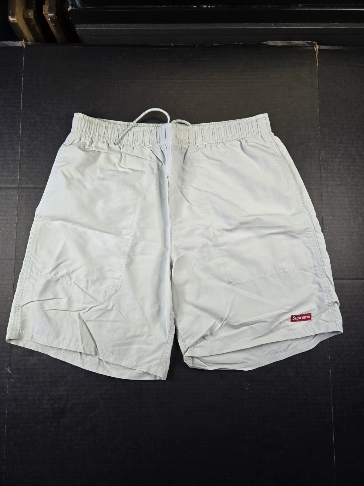Maillot de bain vert menthe mini logo Supreme, taille Medium, entrejambe 8