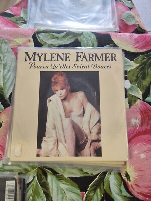 MYLENE FARMER '' POURVU QU'ELLES SOIONT DOUCES '' 45 TOURS MADE IN FRANCE  VG/VG