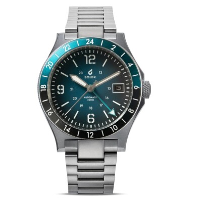 BOLDR GMT BANFF Automatik Stahl Grün Aluminium Datum Saphir Herrenuhr