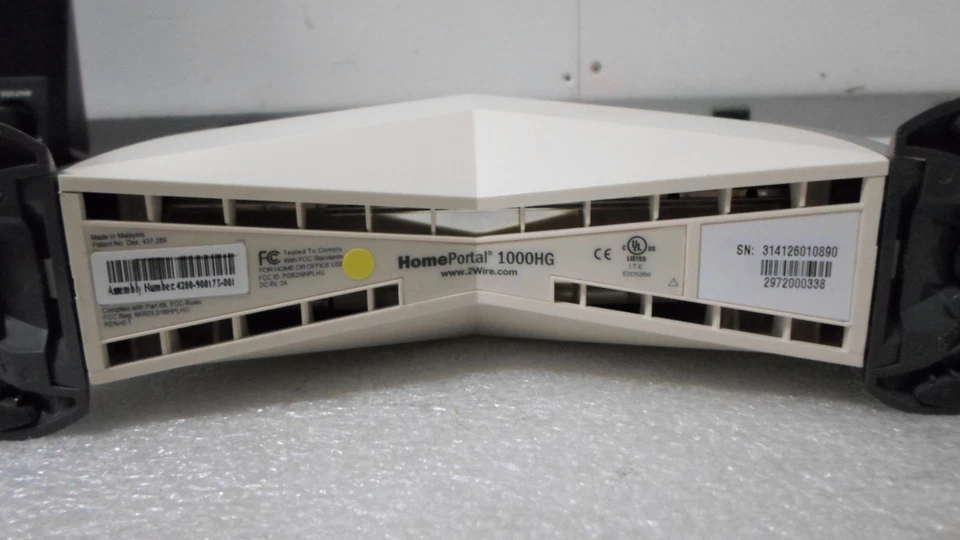 Módem DSL externo USB/Ethernet 1000HG HomePortal de 2 cables con Wi-Fi 802.11b/g Foto 4 de 4