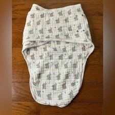 Aden  Anais Muslin Baby Swaddle Wrap White Elephant  Star Print S/M