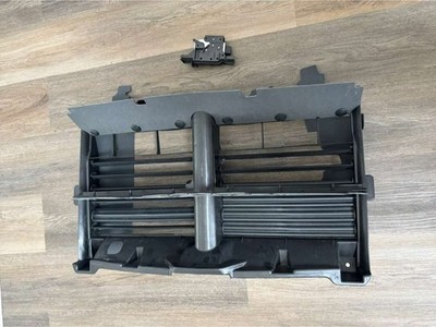 Active Grille Shutter Assembly with Actuator 68405073AD for Ram 1500 (2019-2020)