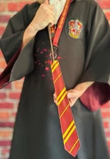 Harry Potter Wizarding World Wand Holder & Lanyard Gryffindor