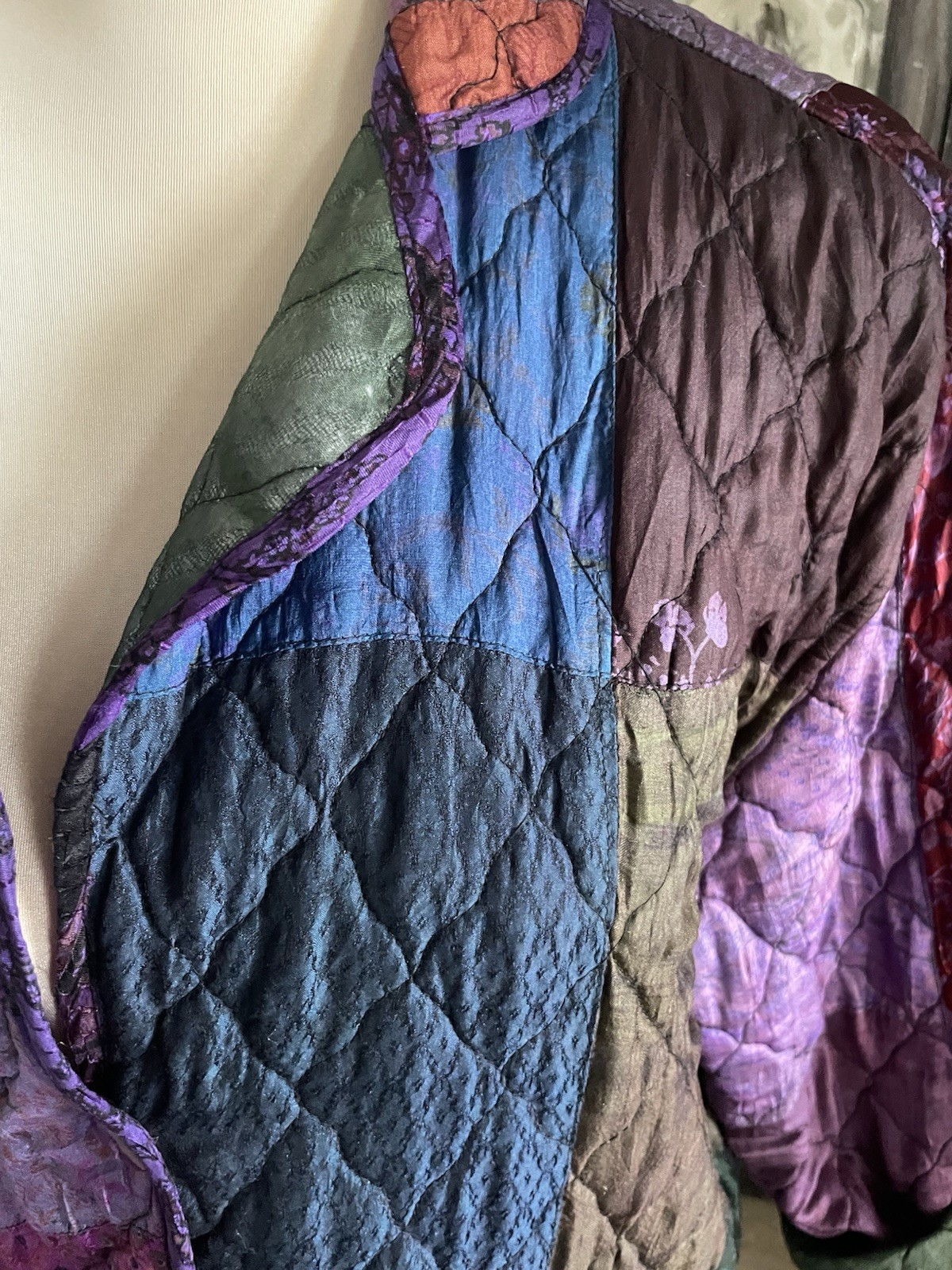 Sacred Threads Long Silk Quilted Patchwork Jacket… - image 9
