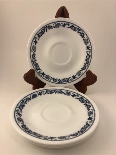 VTG Set of 2 Corelle OLD TOWN BLUE ONION 6 1/4” Saucer Plates VHTF 1970’s