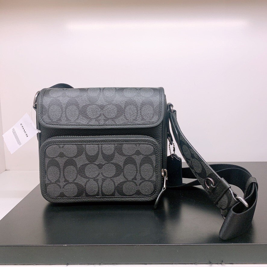 NWT Coach Men's Sullivan Flap Crossbody In Signature Leather