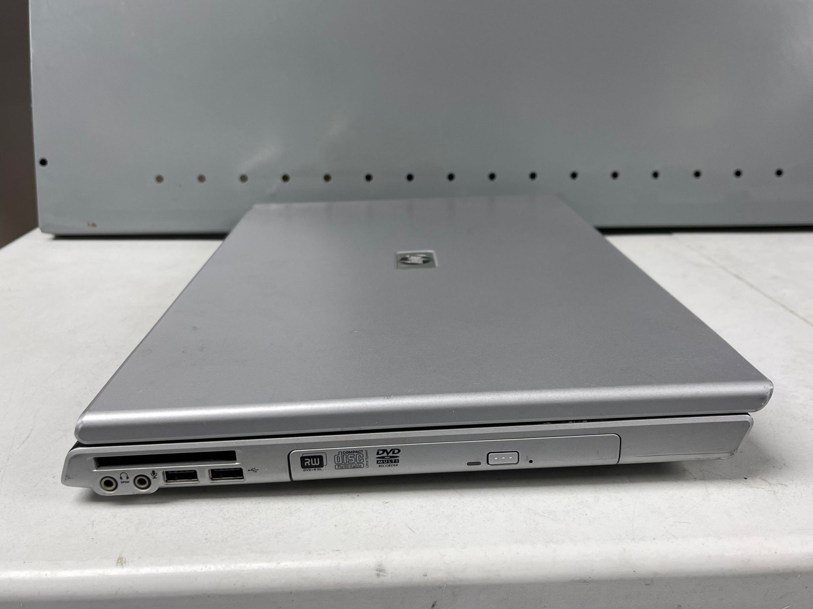 HP Pavillion dv8000 No power cable Laptop Not Turning On Laptop for