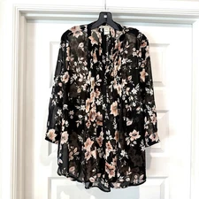 American Rag Women's Size L Blouse Top Sheer Black Floral Front Pleats Buttons