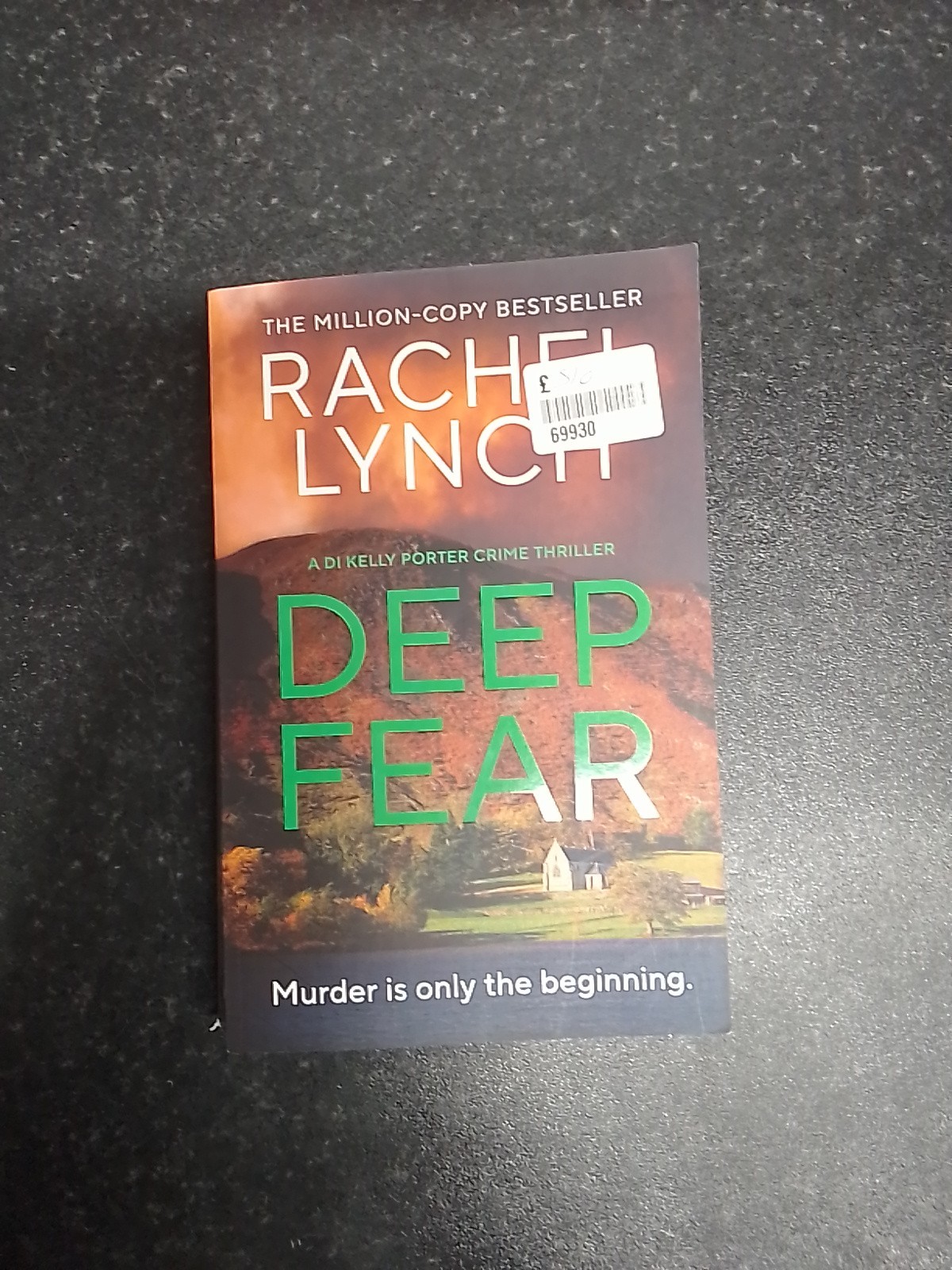 Deep Fear, Rachel Lynch,  Paperback