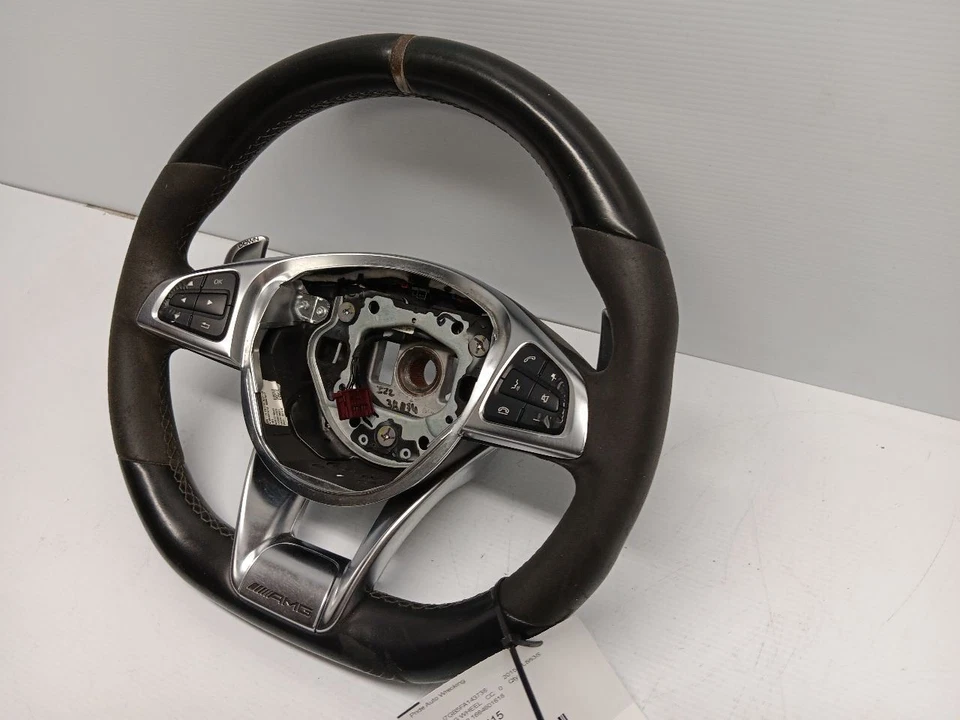 Volante de cuero original Mercedes AMG Alcantara a1664601618 W218 CLS- Foto 2 de 4