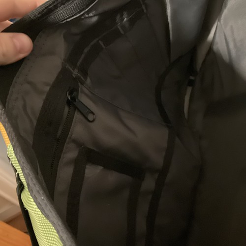 timbuk2 messenger bag classic Pockets Waterproof Lining Green Blue Yellow Strap - Picture 9 of 12