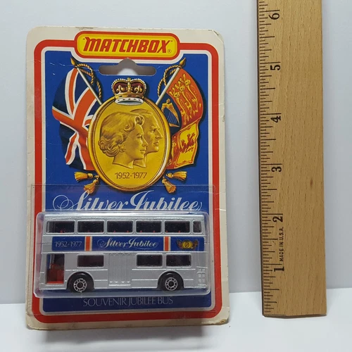 Lesney Matchbox Superfast #17 Silver Jubilee Leyland London Bus w/ Painted Base