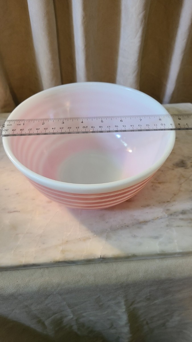 Vintage Pyrex Pink Stripe Bowl 403 2.5 Qt. RARE TO FIND Nesting