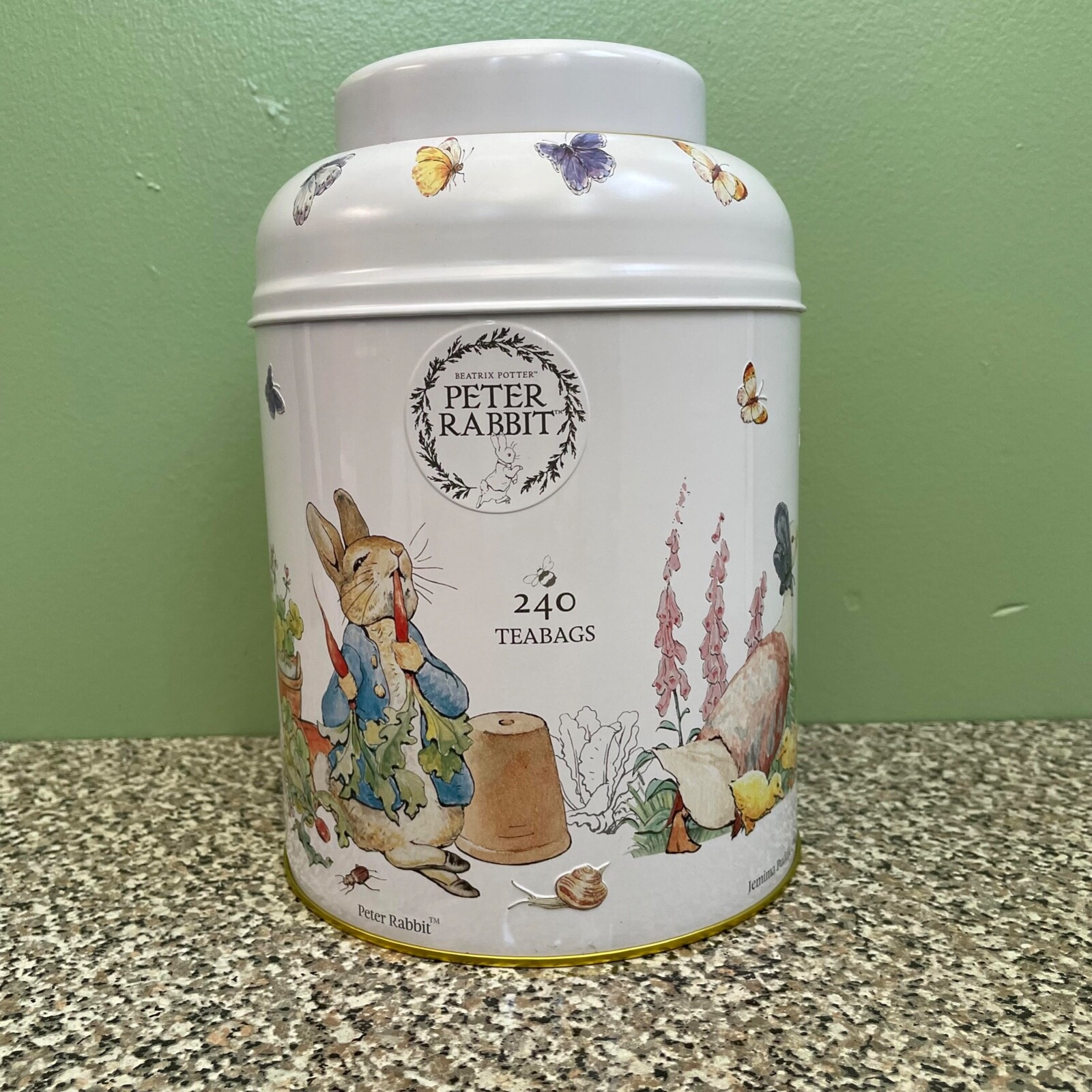 BEATRIX POTTER PETER RABBIT ENGLISH BREAKFAST TEA LARGE EMPTY CANISTER