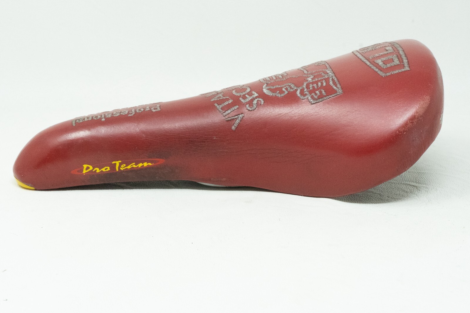 Selle Italia Turbo Vintage – Rouge – 1985 – Pour Vélo Route/VTT – Occasion