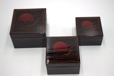 3 Lackdosen aus China Box in Box stapelbar Motiv untergehende Sonne Meer V&ouml;gel
