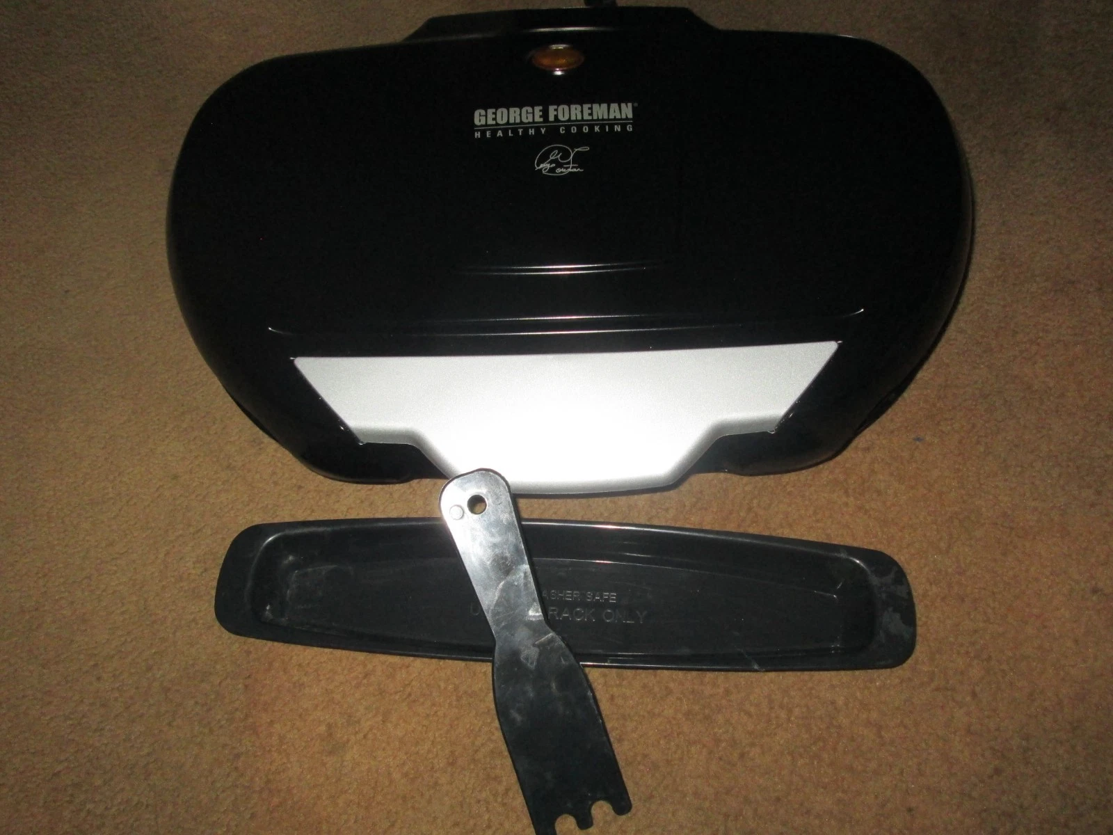 George Foreman Family Grill, Nonstick Ceramic Coating. 2009 Model