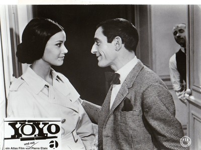 PF Yojo ( Pierre Etaix , Claudine Auger )