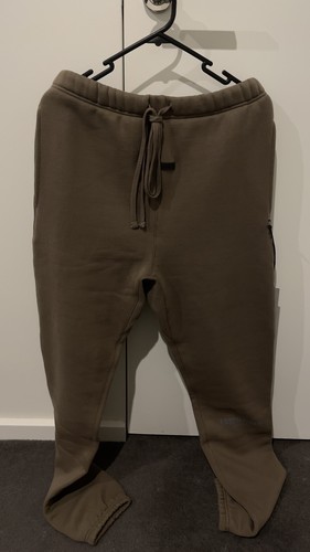 God Essentials Sweatpants Harvest Size 