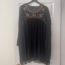 BOOHOO WOMEN’S TUNIC FLOWER DRESS / BLACK/ SIZE 12