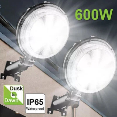 UMEXUS 600W LED Barn Yard Street Outdoor Garden Security Light Dusk to Dawn Flood Light