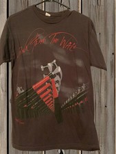 Vintage PINK FLOYD THE WALL Concert Hammer Images Gray Adult M Short Sleeve Tee