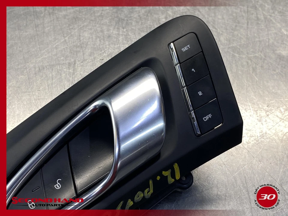Manija de puerta interior delantera izquierda conductor Porsche Cayenne 11-14 con interruptor de asiento Foto 2 de 4