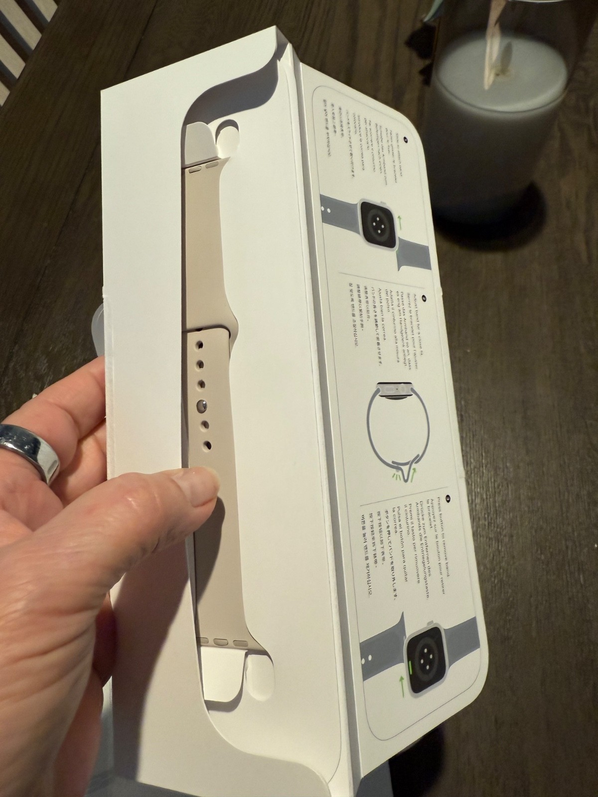 This watch is no longer for sale. I’ve looked eve… - image 9