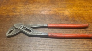 Knipex Aligator Water Pump Pliers used
