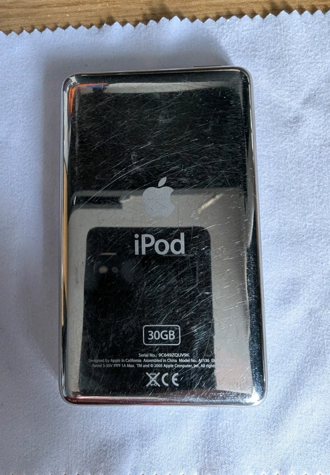 iPod Classic 5.5th Gen White- 256GB Flash Mod - Image 3 of 4