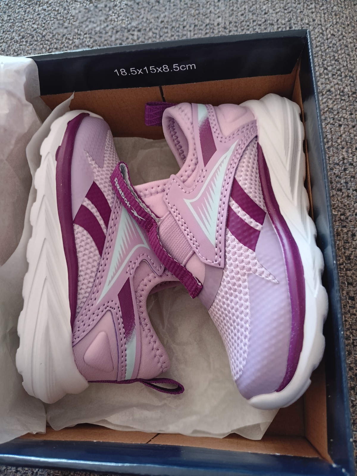 NIB REEBOK LITE SPINNER SHOES KIDS/ YOUTH SIZE 6M COLOR LIGHT PURPLE SLIP ON,, thumbnail 3