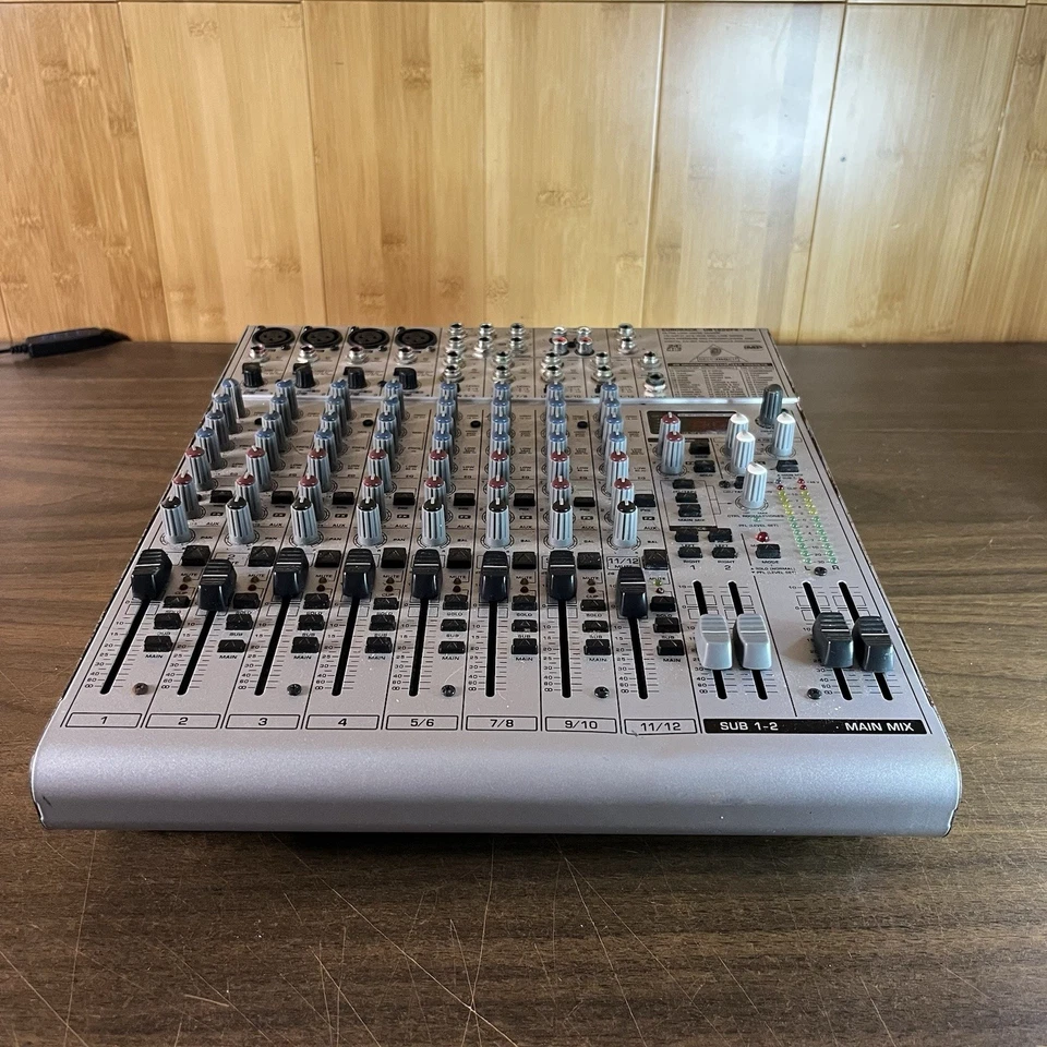 Behringer UB1622FX-PRO Eurorack mixer w/ Power Cord | PARTS OR REPAIR - Image 3 of 4