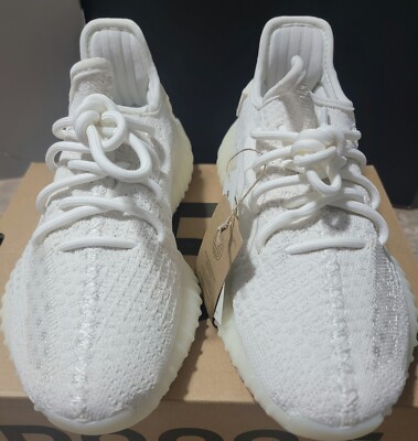 New Adidas Yeezy Boost 350 V2 Bone Size 5.5