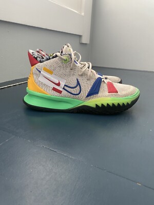 Men's Size 8.5 - Nike Kyrie 7 Visions - Great Condition (used 1