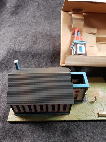 Tyco HO Scale Building 941:700 Lighted Church Assembled with Box used..... (SB1) - Picture 13 of 16