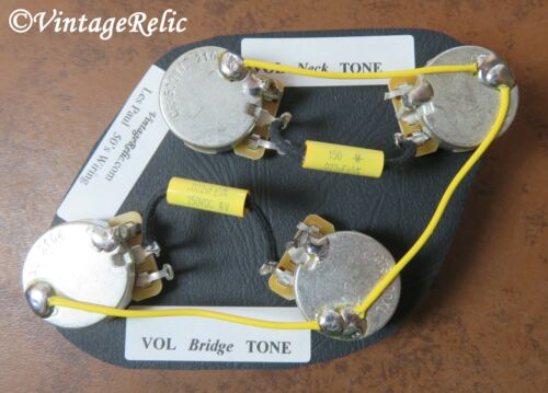 Wiring Kit Mustard .022uF Caps CTS 550k LONG SHAFT pots for Gibson Les Paul Std - Picture 1 of 5