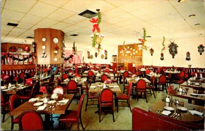 Dining Room of Tick Tock Restaurant Hollywood California Old Postcard Posted C10