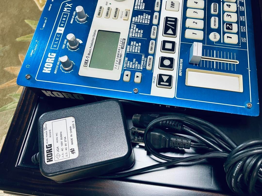 KORG EMX-1 音楽制作ステーション KORG EMX-1 音楽制作ステーション Korg Electribe MX EMX-1 100V